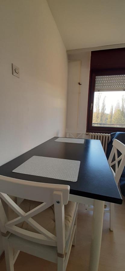 Apartment Student City, Wifi 300Mbs Belgrado Buitenkant foto